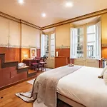 Casa Indiana En El Corazon De Villa Begur